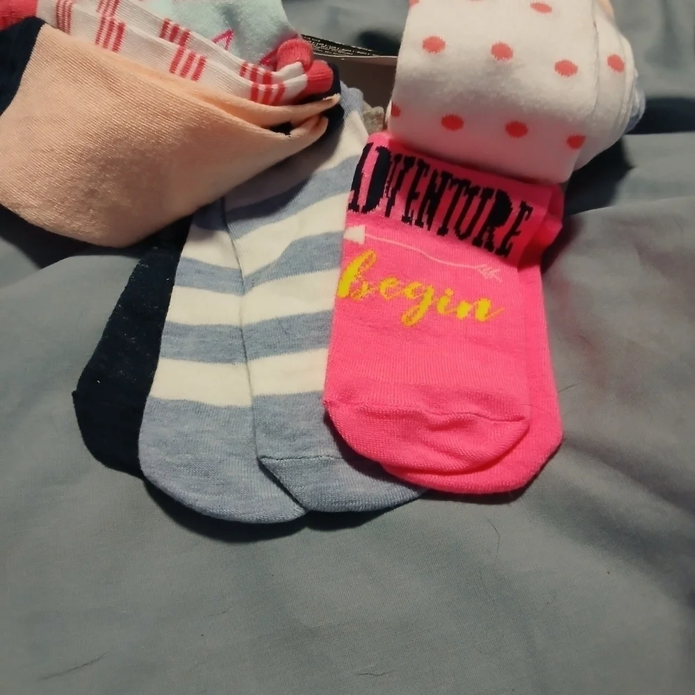 No Boundaries low cut  ladies socks 2 packs of 10. NWT
